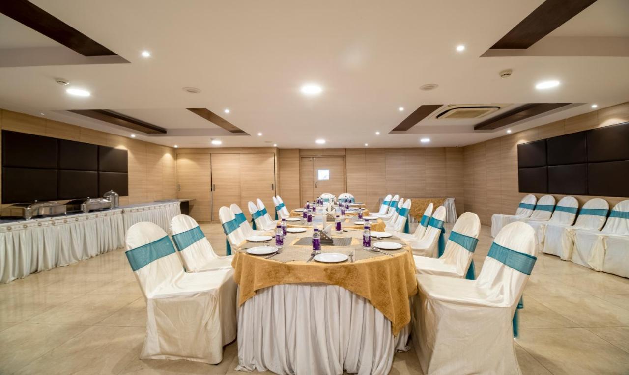 Treebo Pl Grand, Vishakapatnam Visakhapatnam Exterior foto