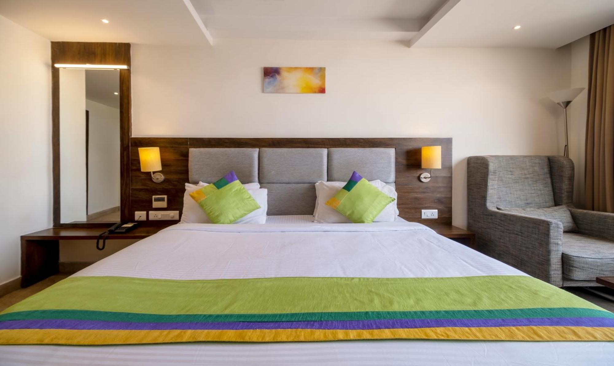 Treebo Pl Grand, Vishakapatnam Visakhapatnam Exterior foto